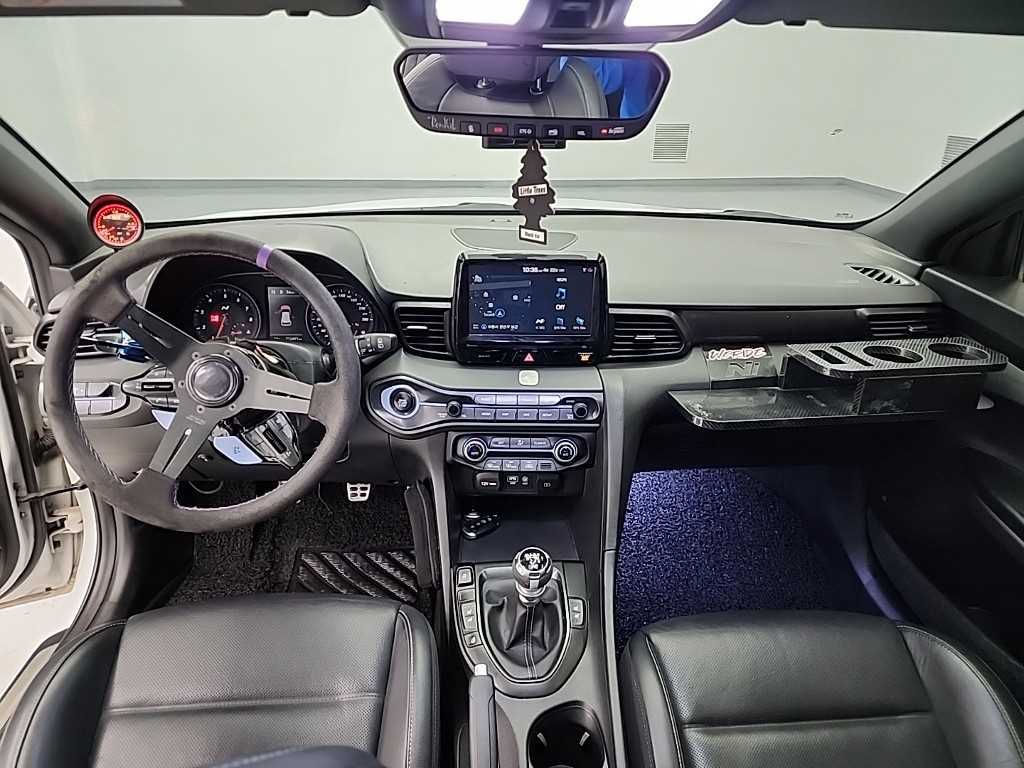 HYUNDAI Veloster - Vista 6