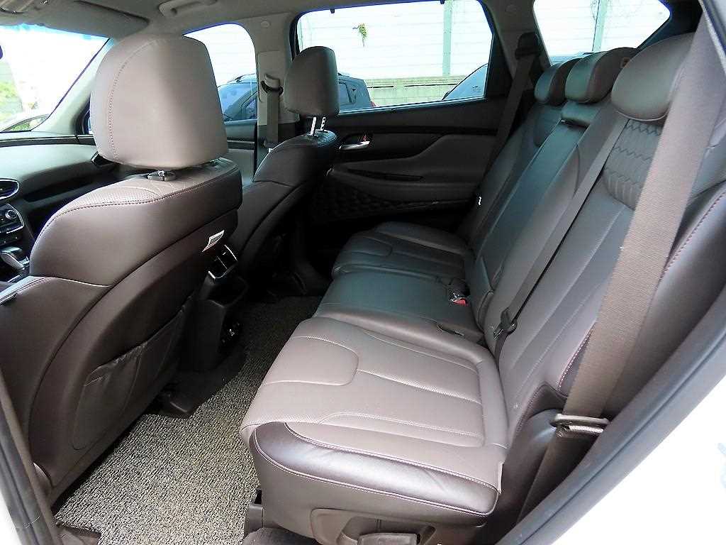 HYUNDAI Santa Fe - Vista 6