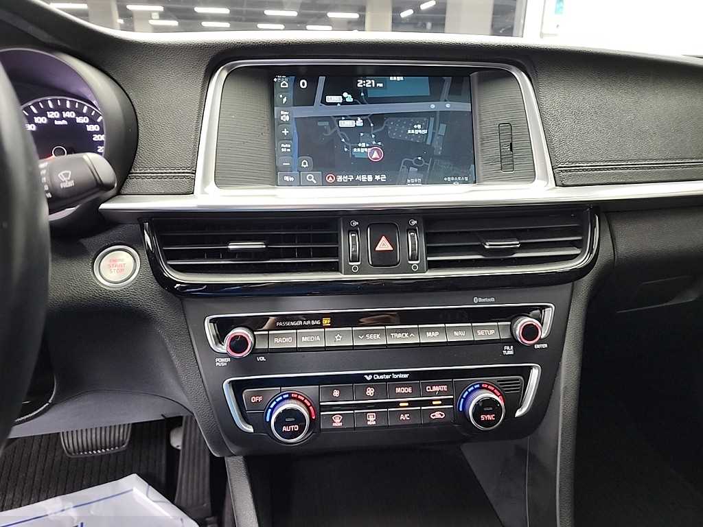 KIA K5 - Vista 10