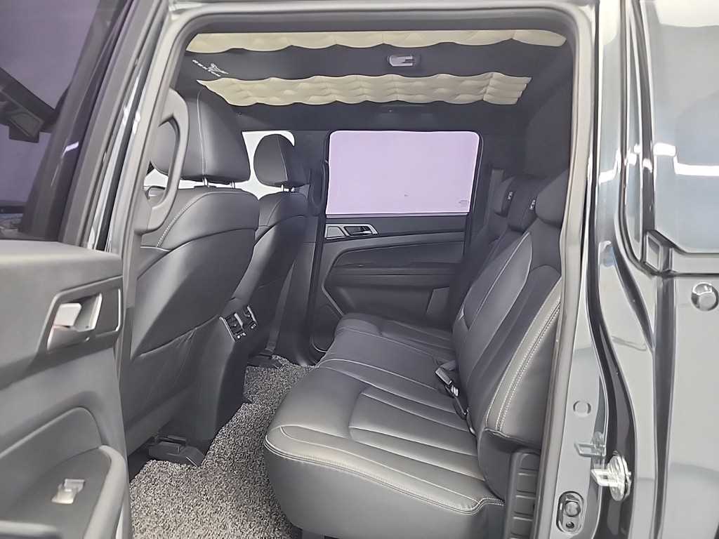 Ssangyong Rexton - Vista 12