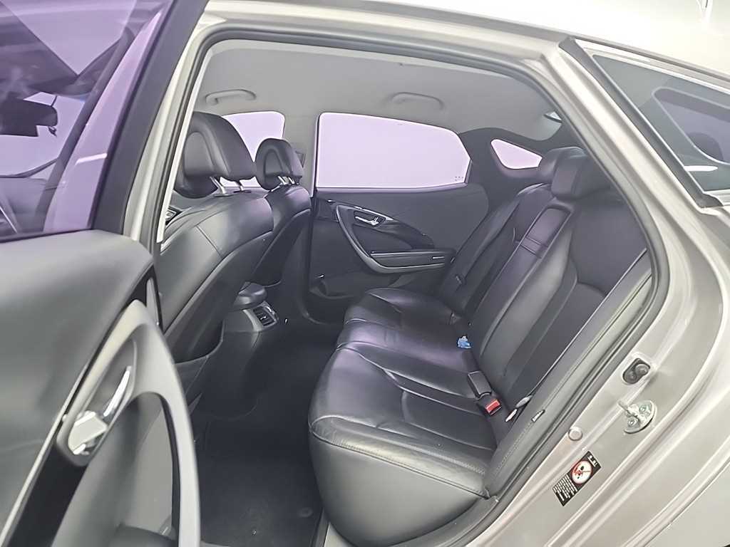 HYUNDAI Grandeur - Vista 12