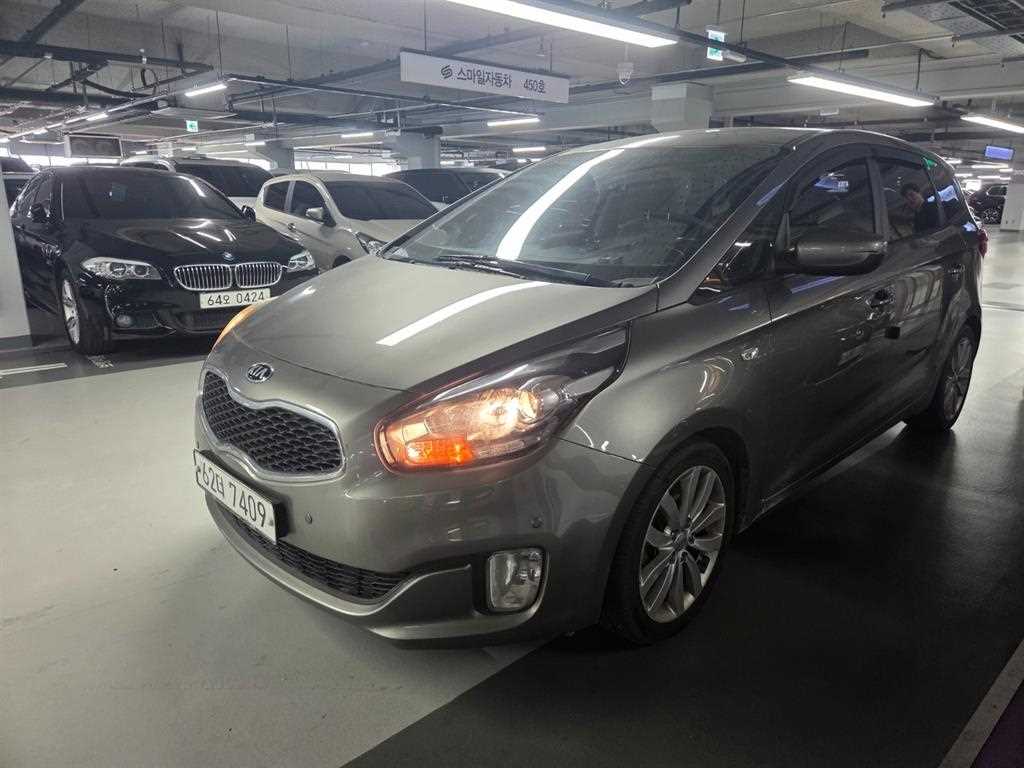KIA Carens - Vista 2
