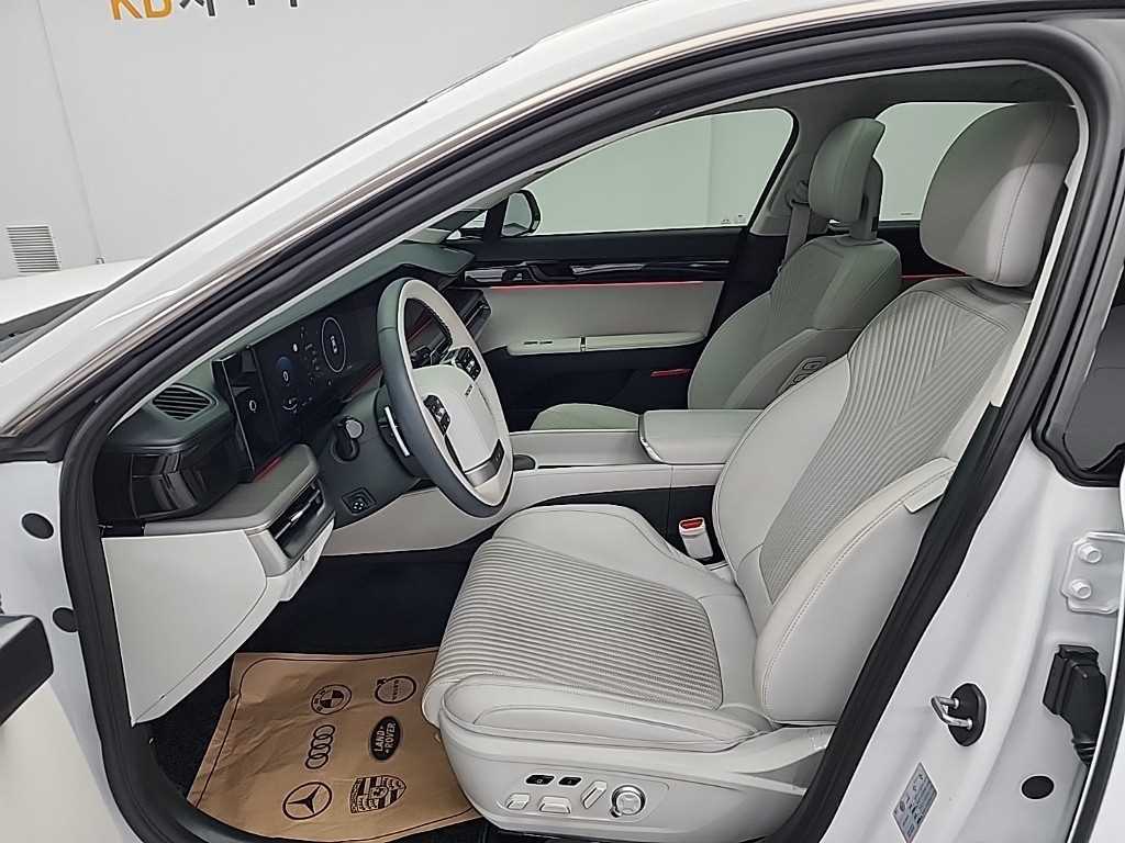 HYUNDAI Grandeur - Vista 11