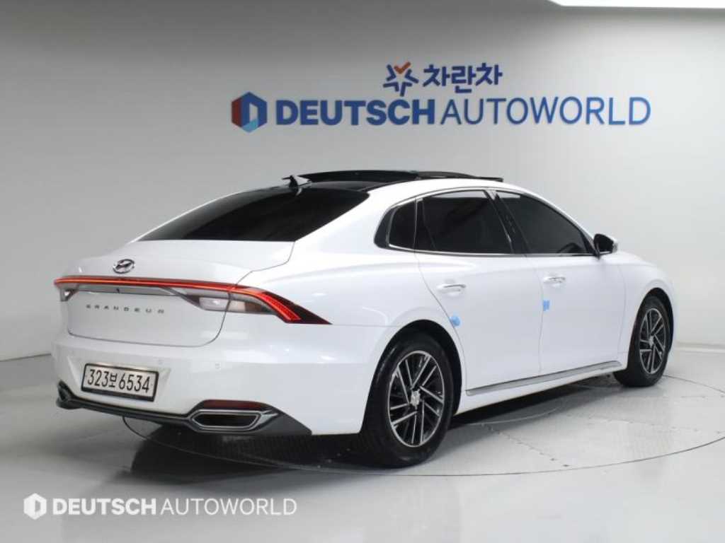 HYUNDAI Grandeur - Vista 5