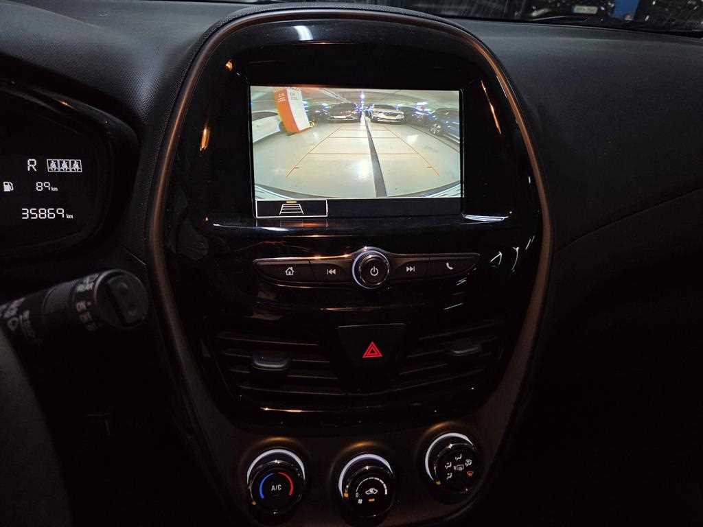 Chevrolet Spark - Vista 8