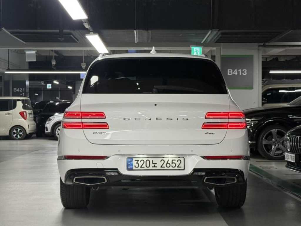 Genesis GV80 - Vista 4