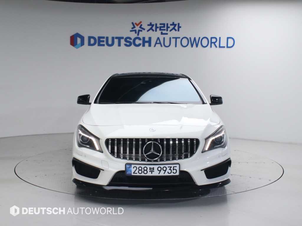 Mercedes Benz CLA Class - Vista 3