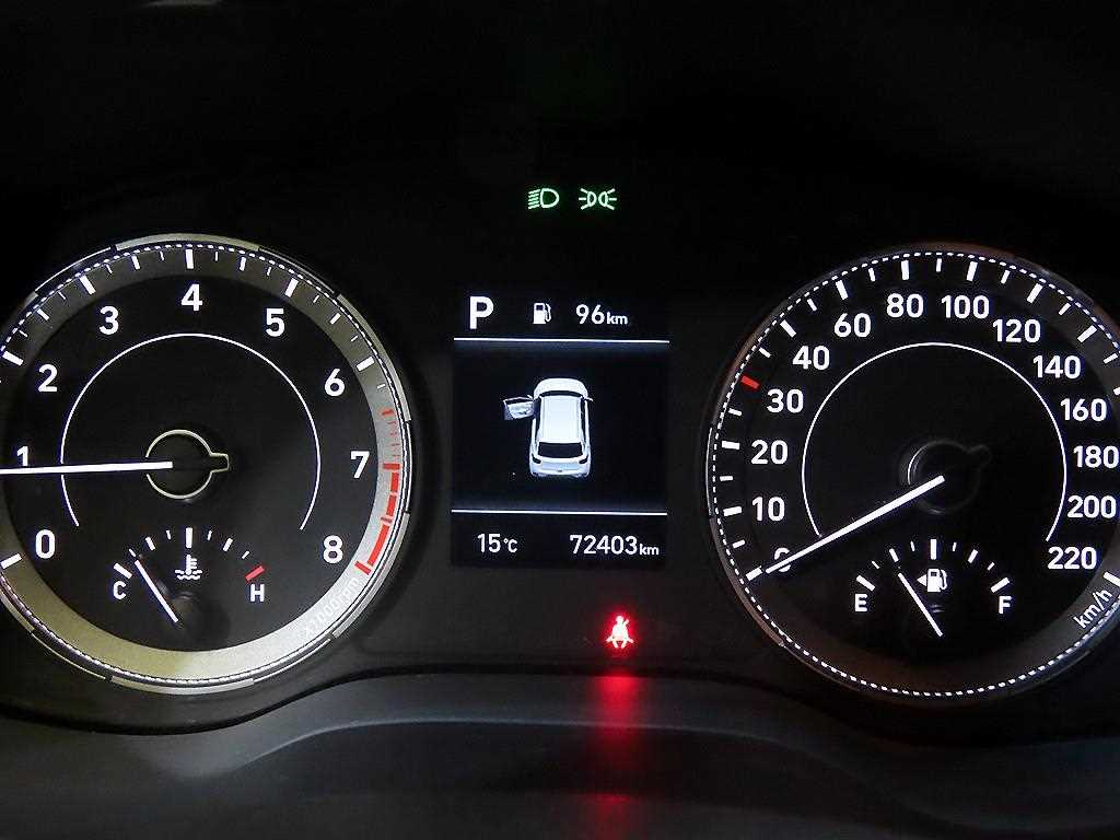 HYUNDAI Venue - Vista 9
