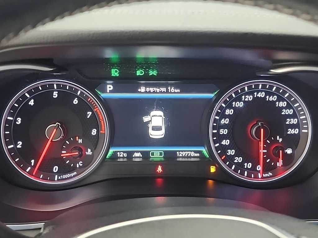 Genesis G70 - Vista 6