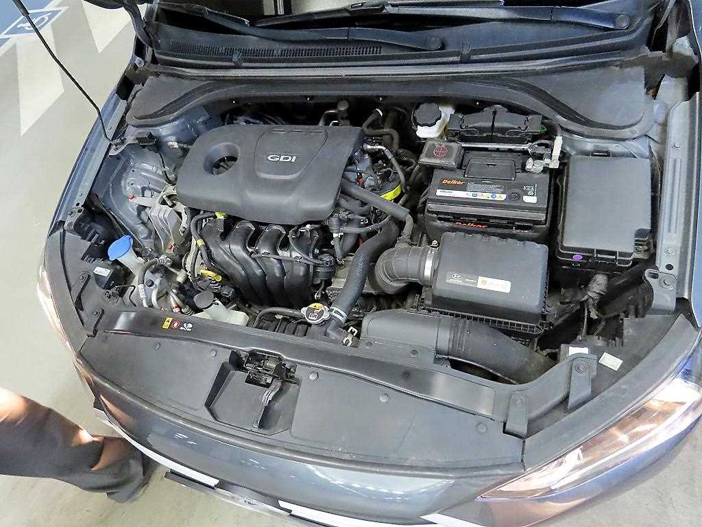 HYUNDAI Avante 2017 - Importación desde Corea - HF Imports Iquique - Foto 17