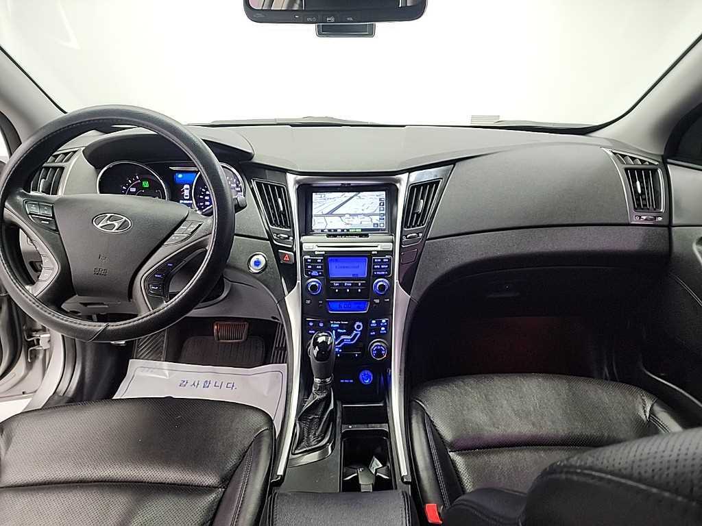 HYUNDAI Sonata - Vista 7