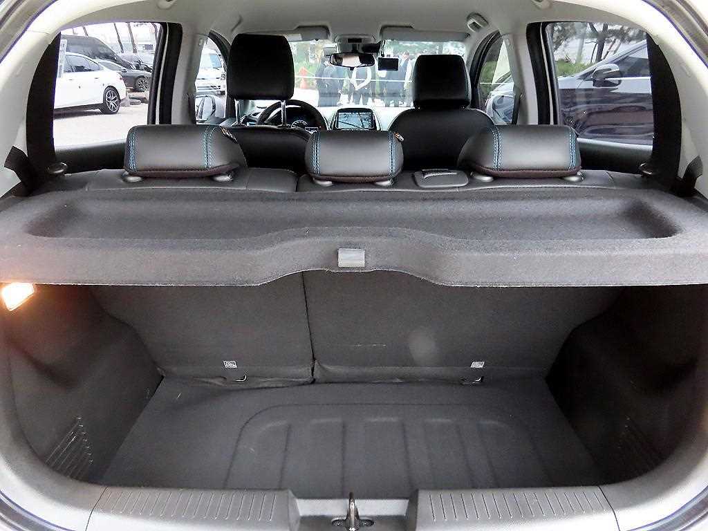Chevrolet Spark 2019 Blanco - Importación desde Corea - HF Imports Iquique - Foto 18