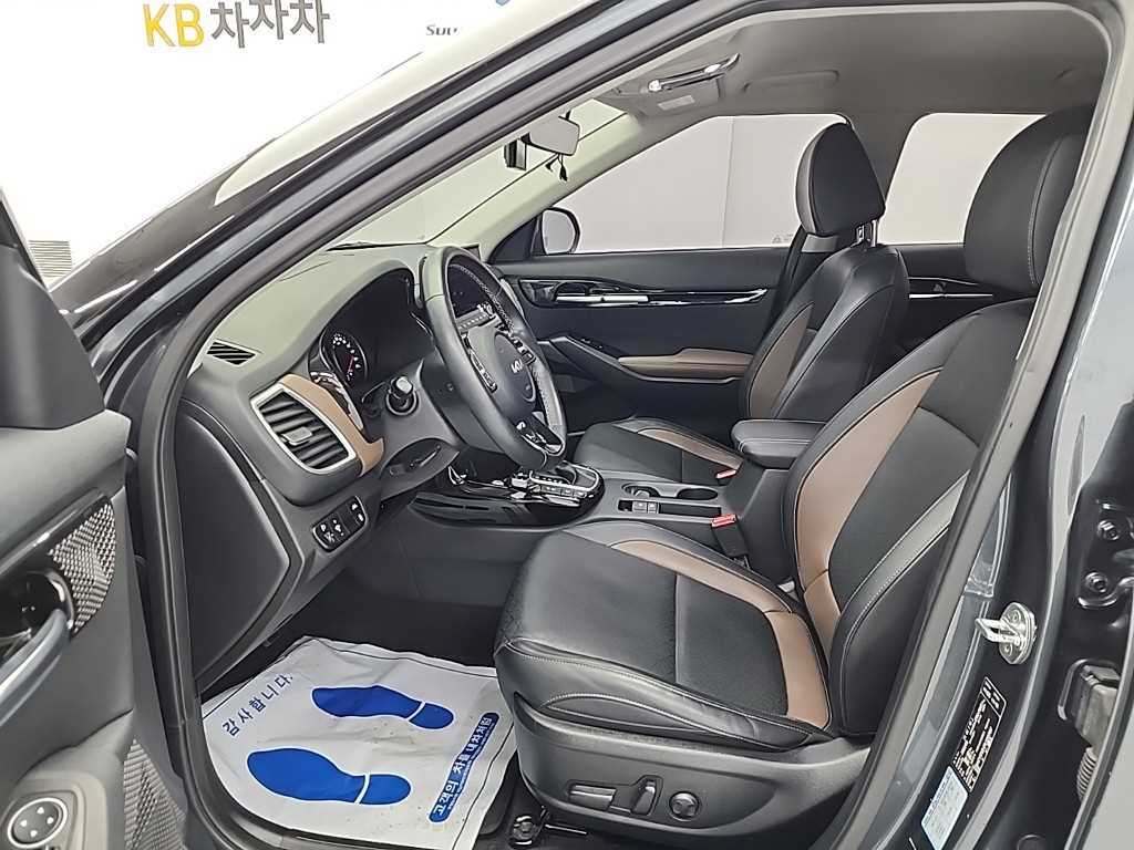 KIA Seltos - Vista 12