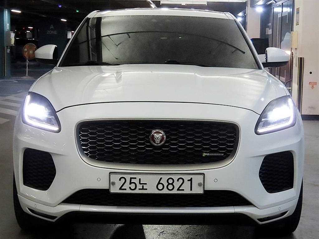 Jaguar E-PACE - Vista 2