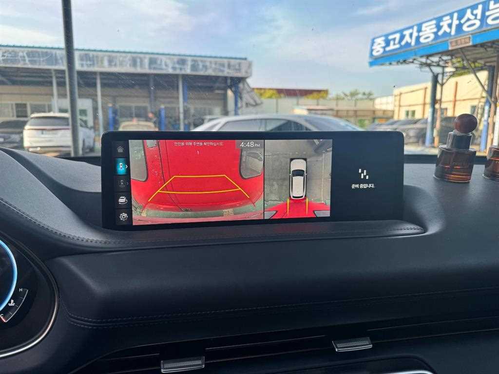 Genesis GV80 - Vista 6