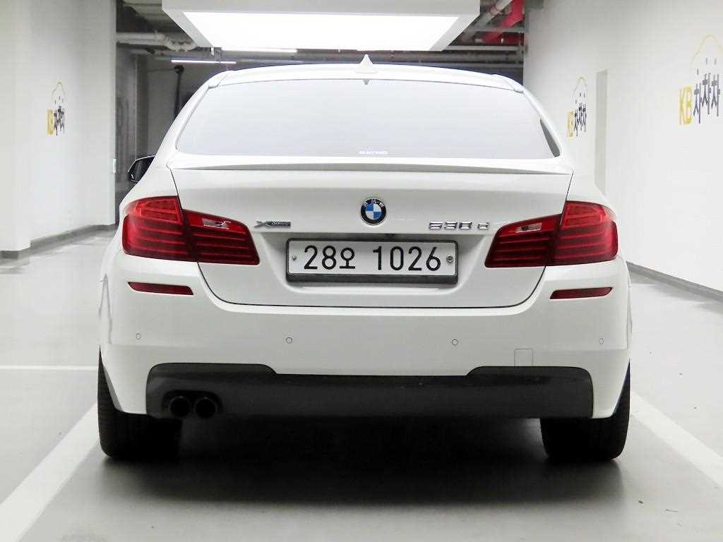 BMW 5 Series - Vista 3