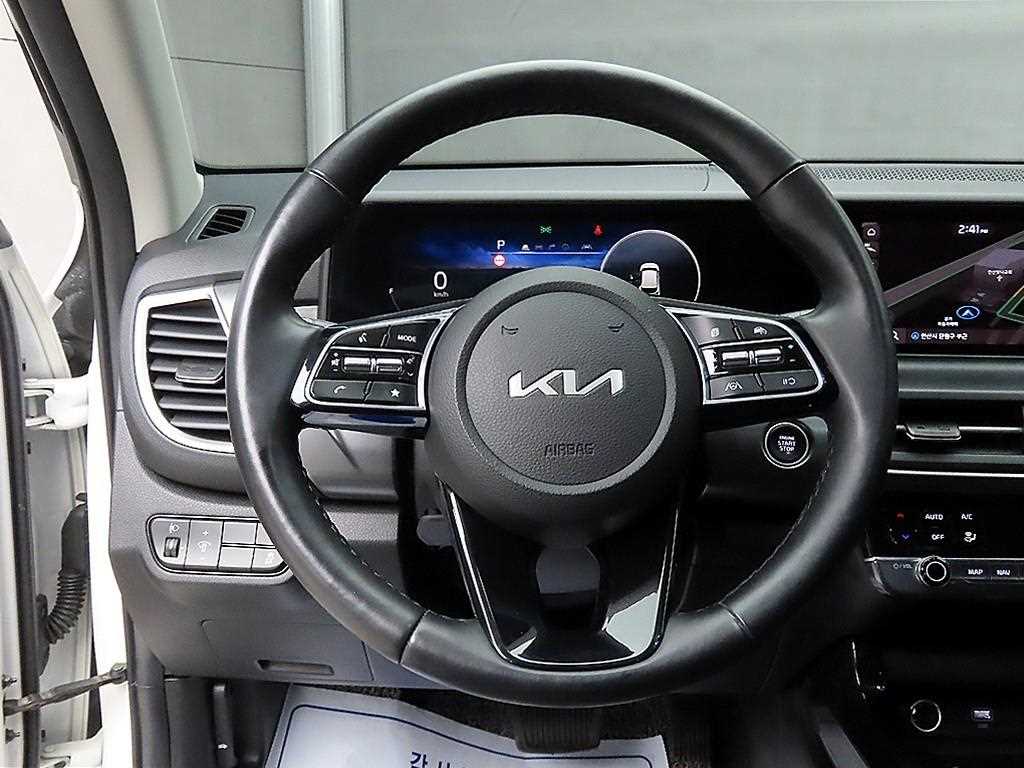 KIA Seltos - Vista 9