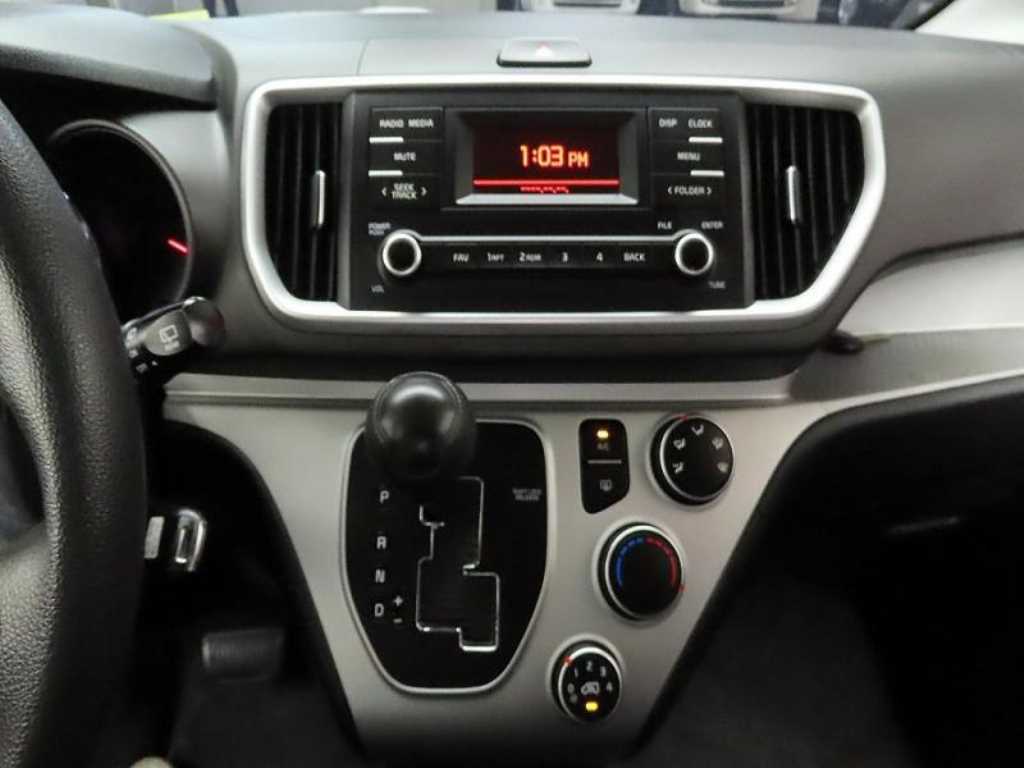 KIA Ray 2022 Blanco - Importación desde Corea - HF Imports Iquique - Foto 16