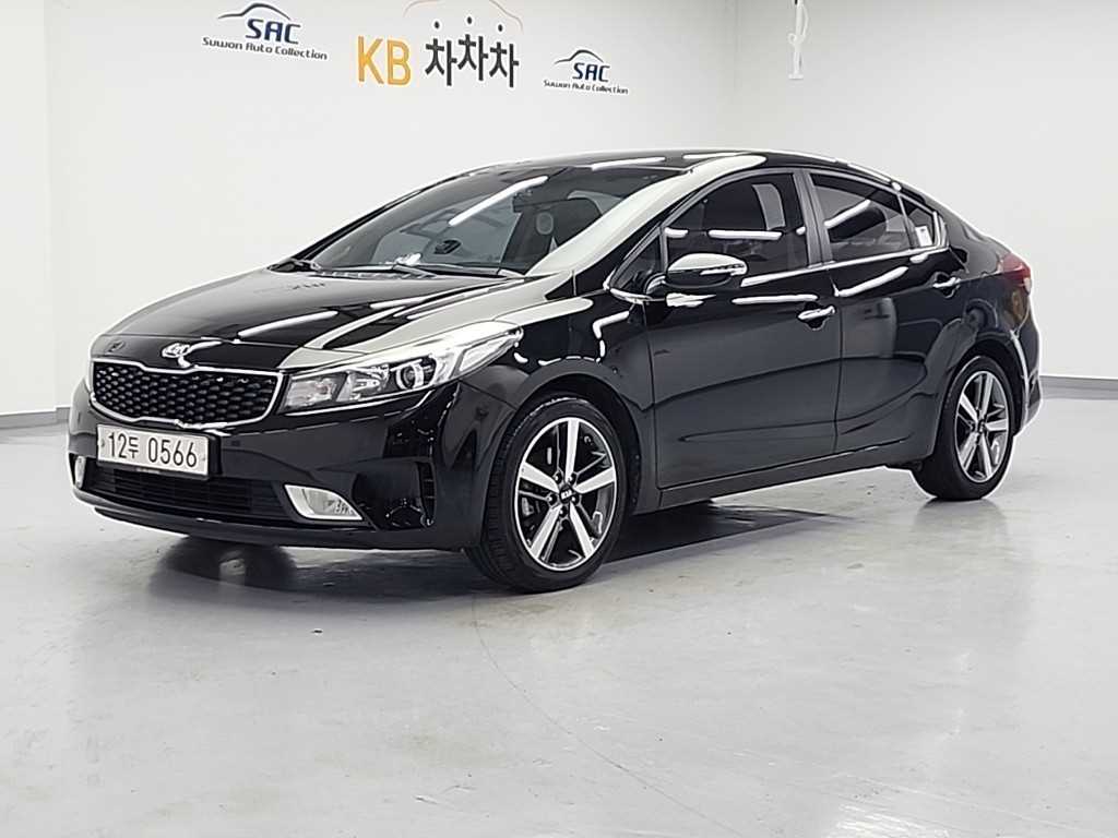 KIA K3 2016 Negro - Importación desde Corea - HF Imports Iquique - Foto 1