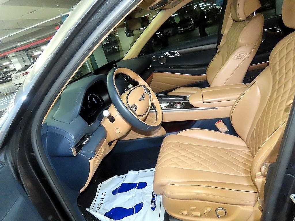 Genesis GV80 - Vista 6