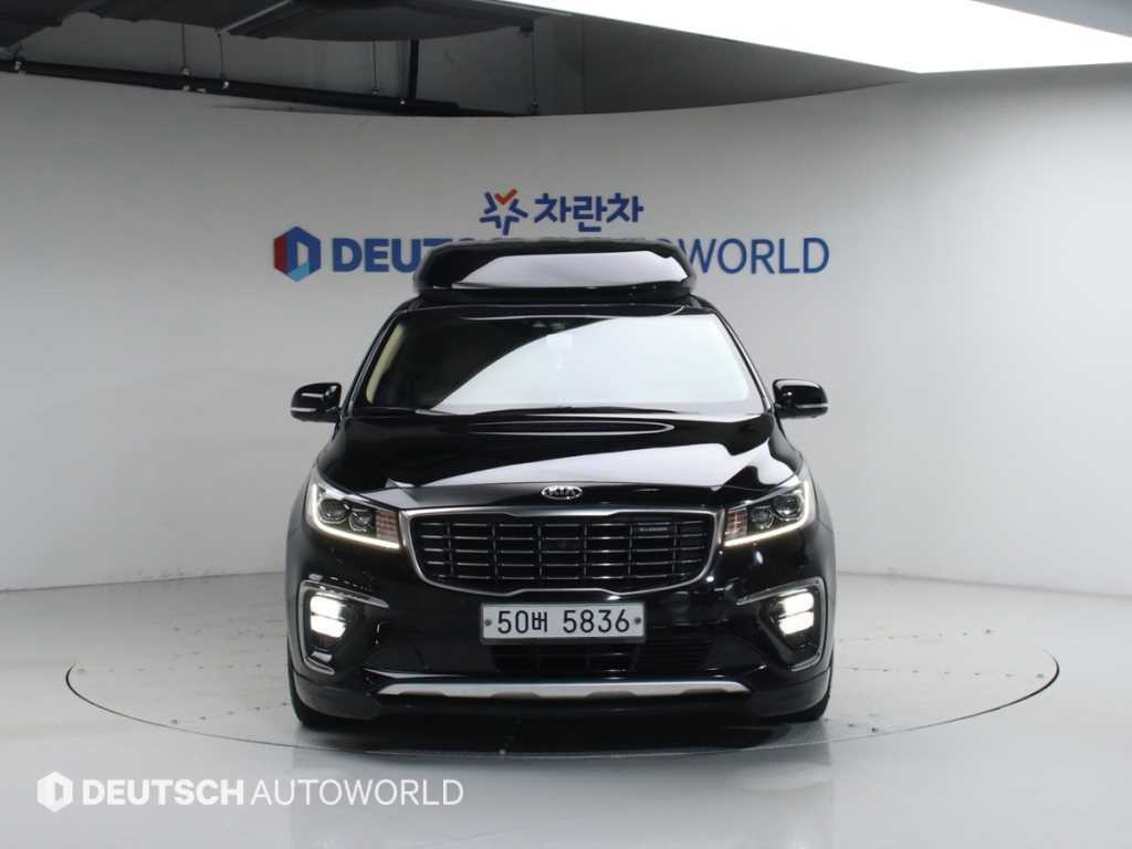 KIA Carnival - Vista 3