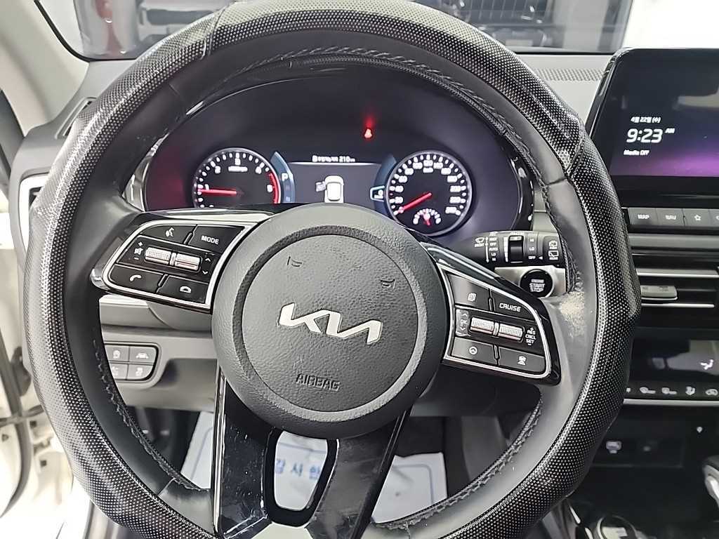 KIA Seltos - Vista 9