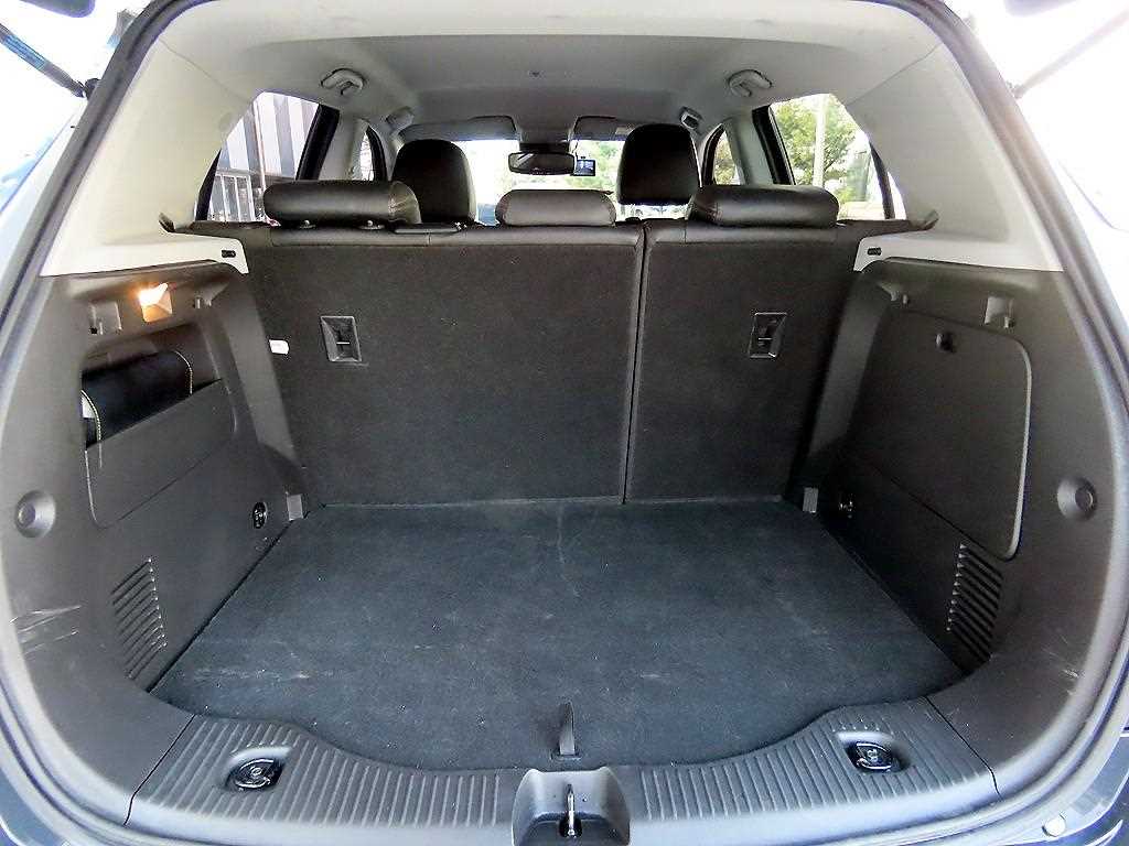 Chevrolet Trax 2021 Gris - Importación desde Corea - HF Imports Iquique - Foto 16