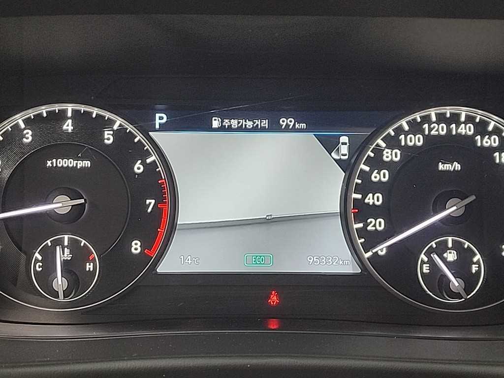 Genesis G90 - Vista 6