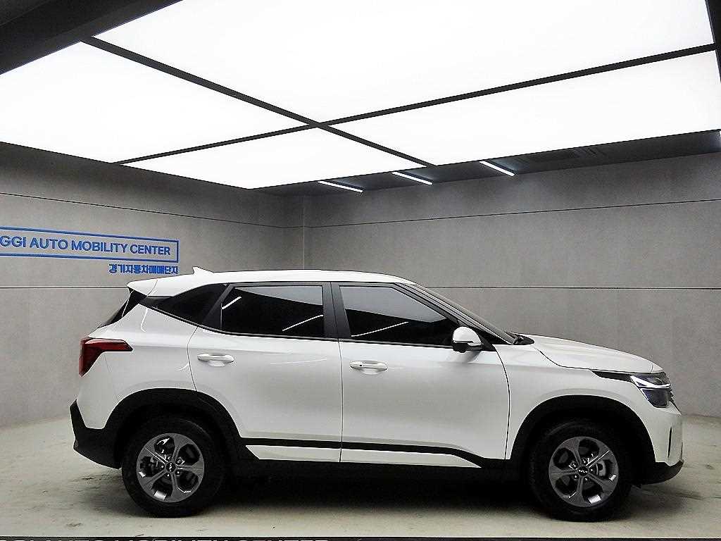 KIA Seltos - Vista 2