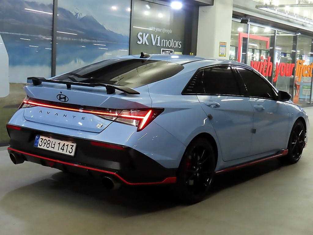 HYUNDAI Avante - Vista 4