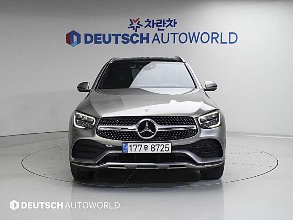 Mercedes Benz GLC Class - Vista 3