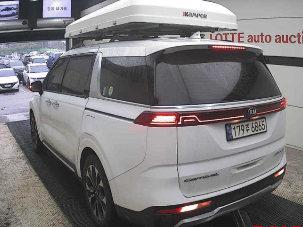 KIA Carnival - Vista 2