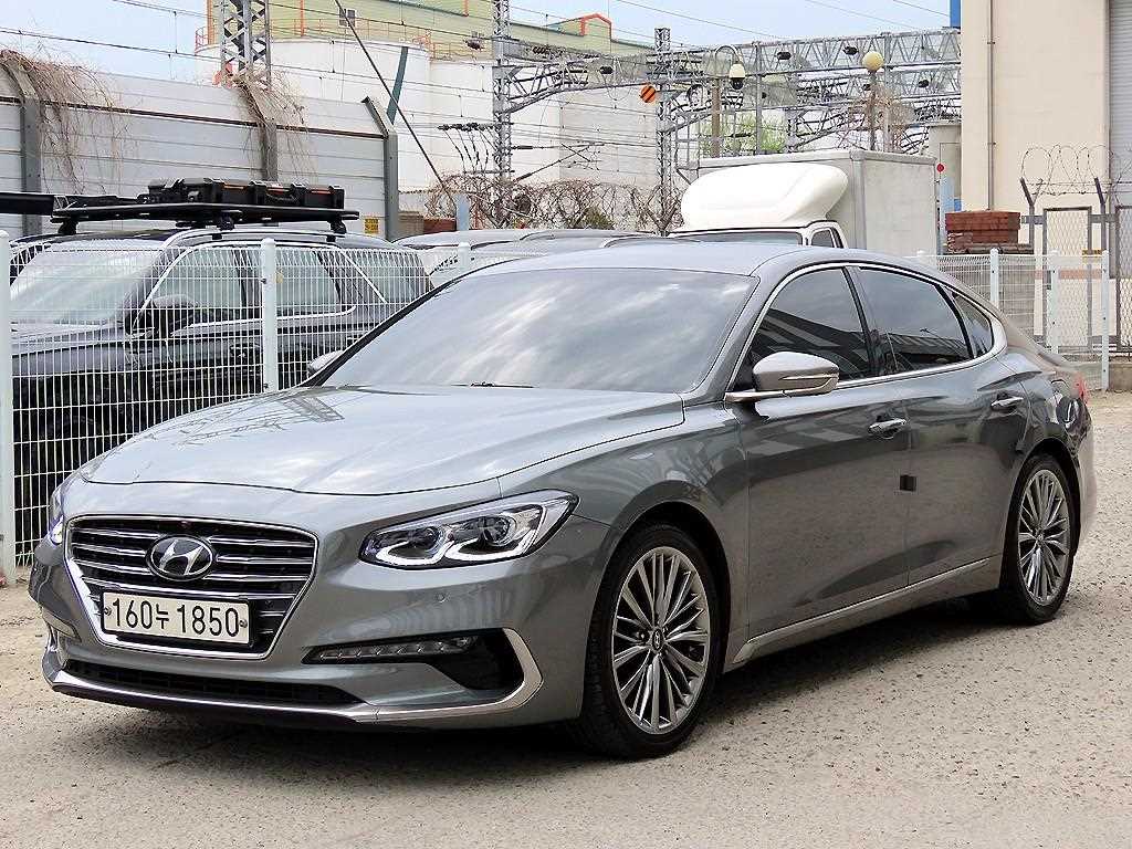 HYUNDAI Grandeur - Vista 2