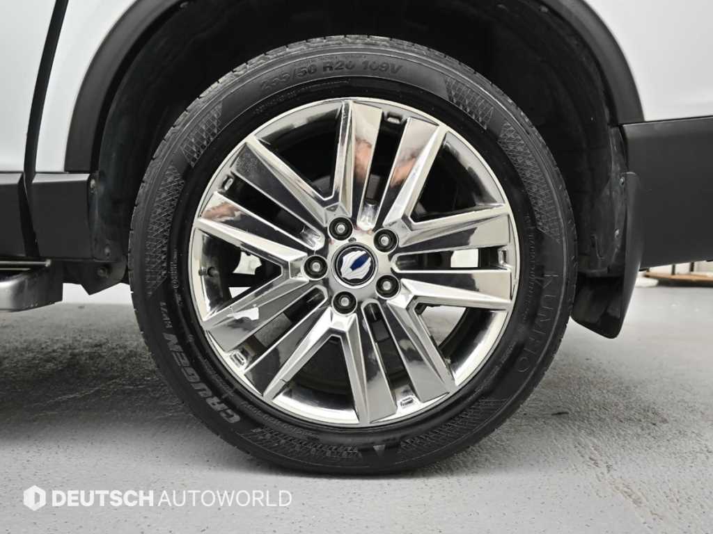 Ssangyong Rexton - Vista 5