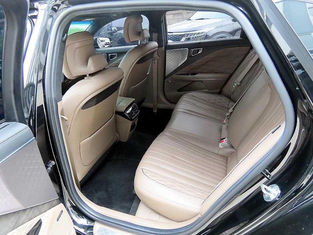 KIA K8 - Vista 6