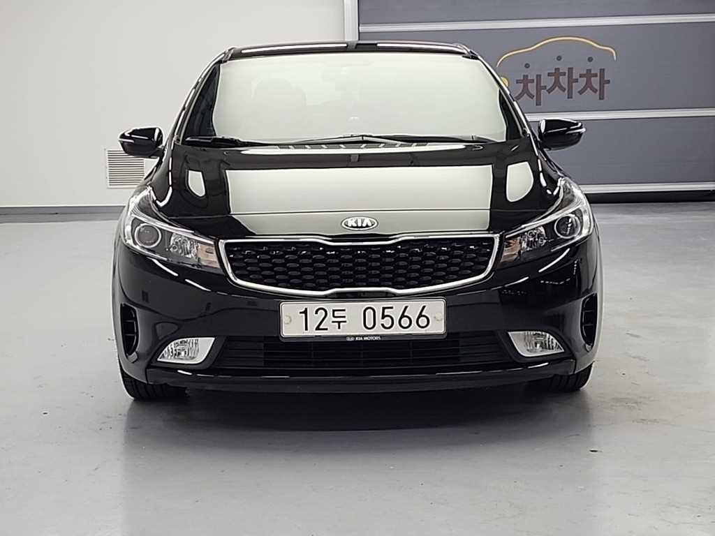 KIA K3 - Vista 2
