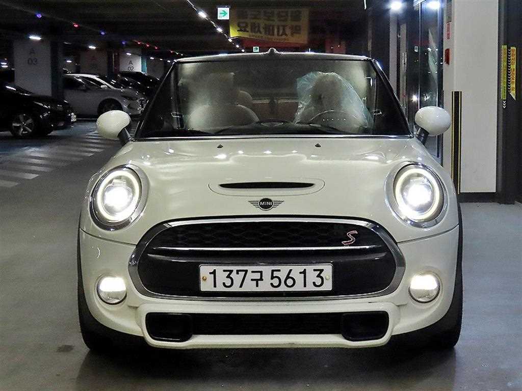 Mini Cooper Convertible - Vista 7