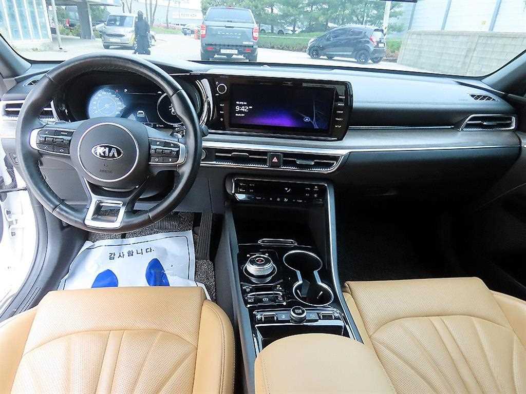 KIA K5 - Vista 7