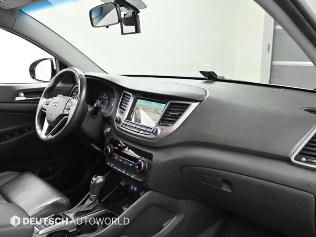 HYUNDAI Tucson - Vista 7