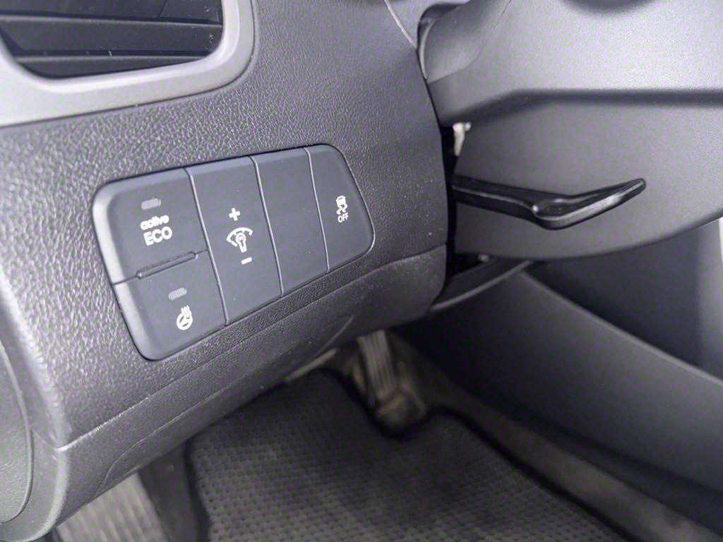 HYUNDAI Avante - Vista 11