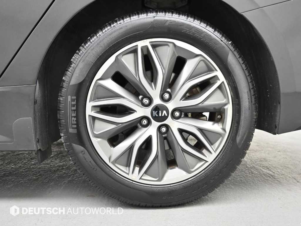 KIA K5 - Vista 5