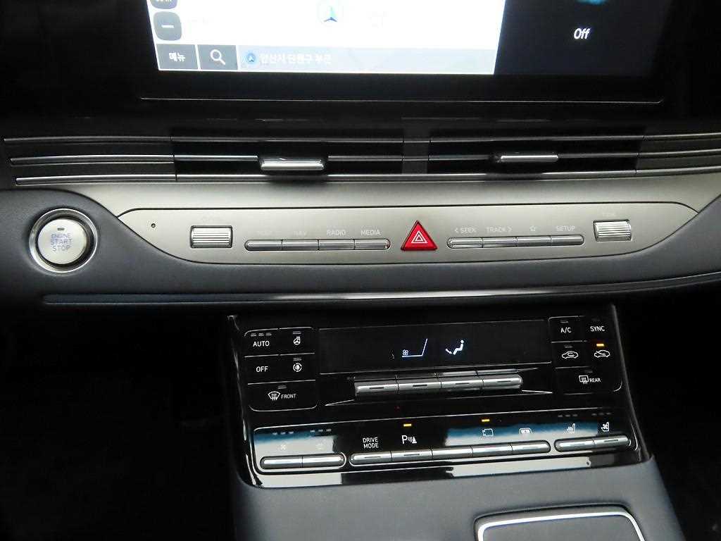 HYUNDAI Grandeur - Vista 10