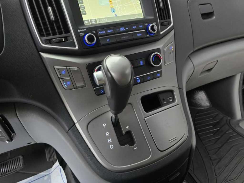 HYUNDAI Starex 2019 - Importación desde Corea - HF Imports Iquique - Foto 15