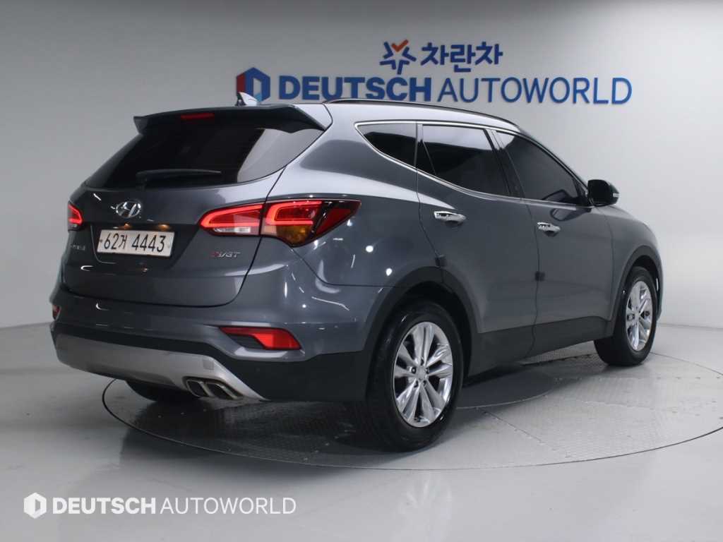 HYUNDAI Santa Fe - Vista 2