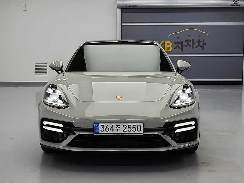 Porsche Panamera - Vista 2