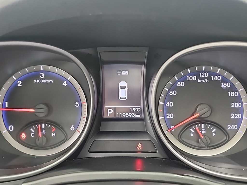 HYUNDAI Santa Fe - Vista 6