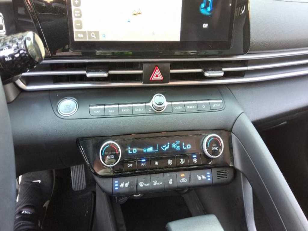 HYUNDAI Avante 2022 Azul - Importación desde Corea - HF Imports Iquique - Foto 17