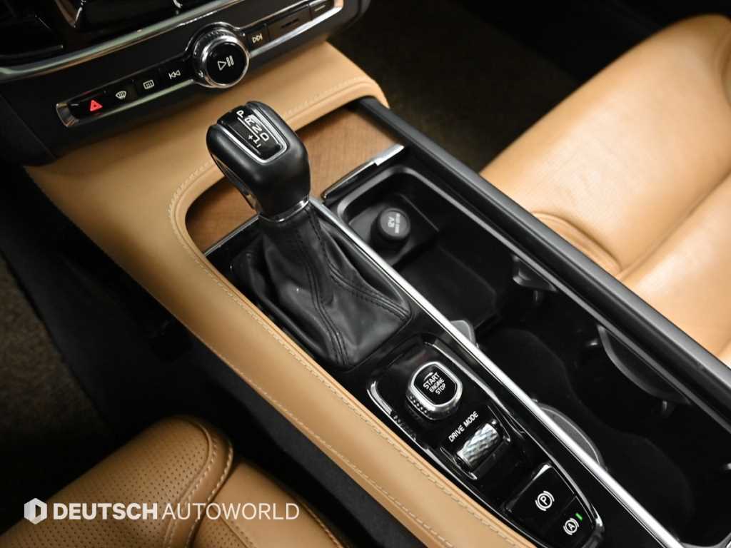 Volvo S90 - Vista 9