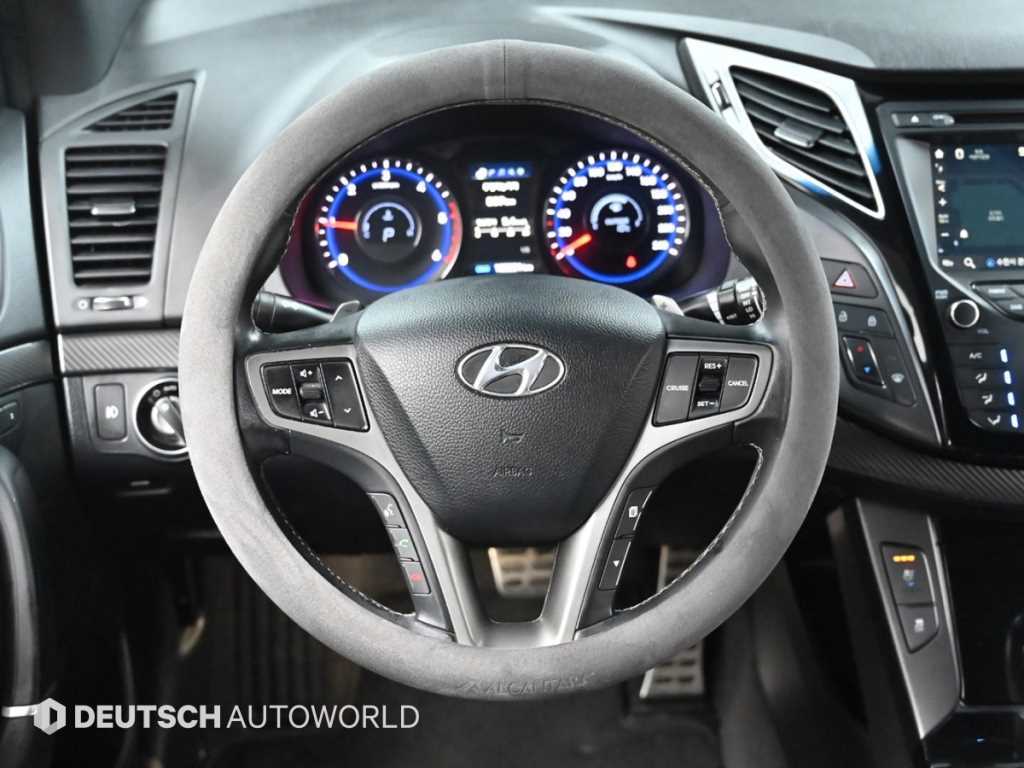 HYUNDAI i40 2016 Negro - Importación desde Corea - HF Imports Iquique - Foto 13