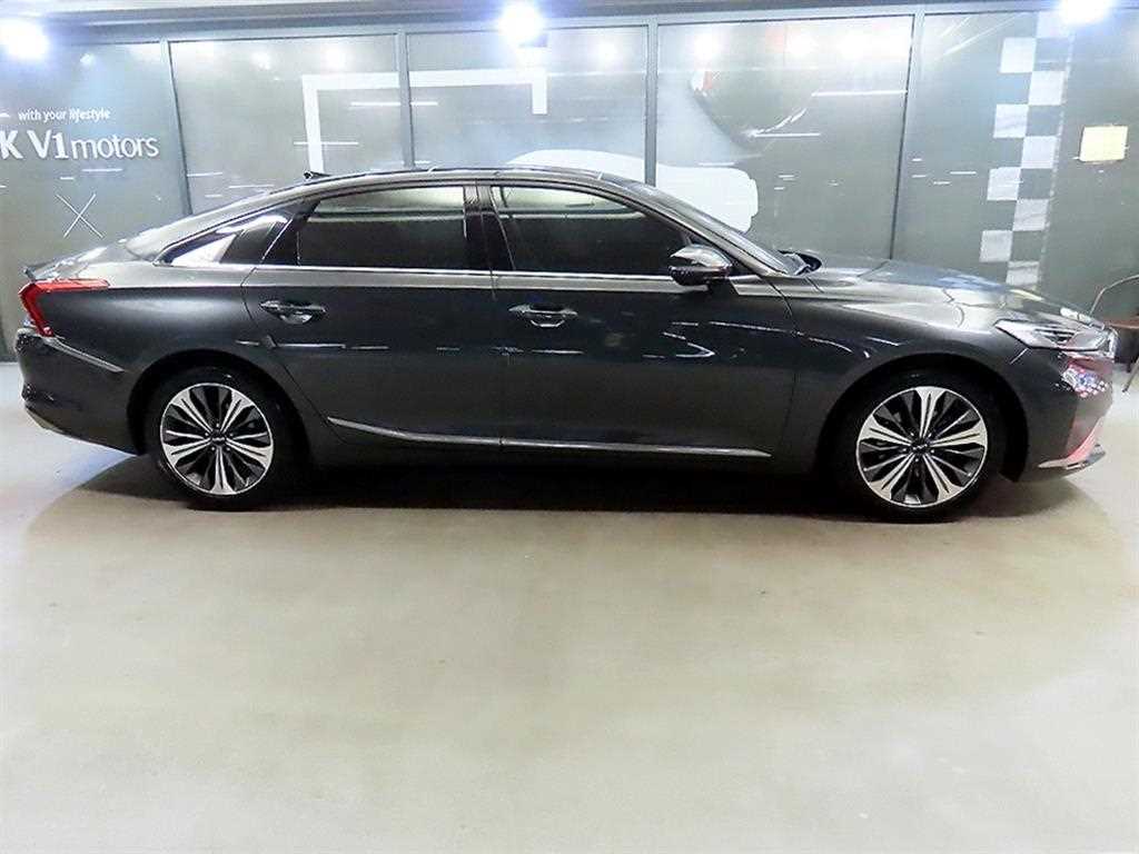 KIA K8 - Vista 3